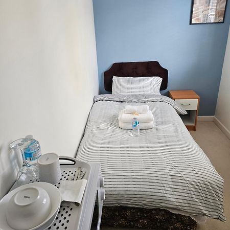 Extra Large Bedroom 达特福德 外观 照片
